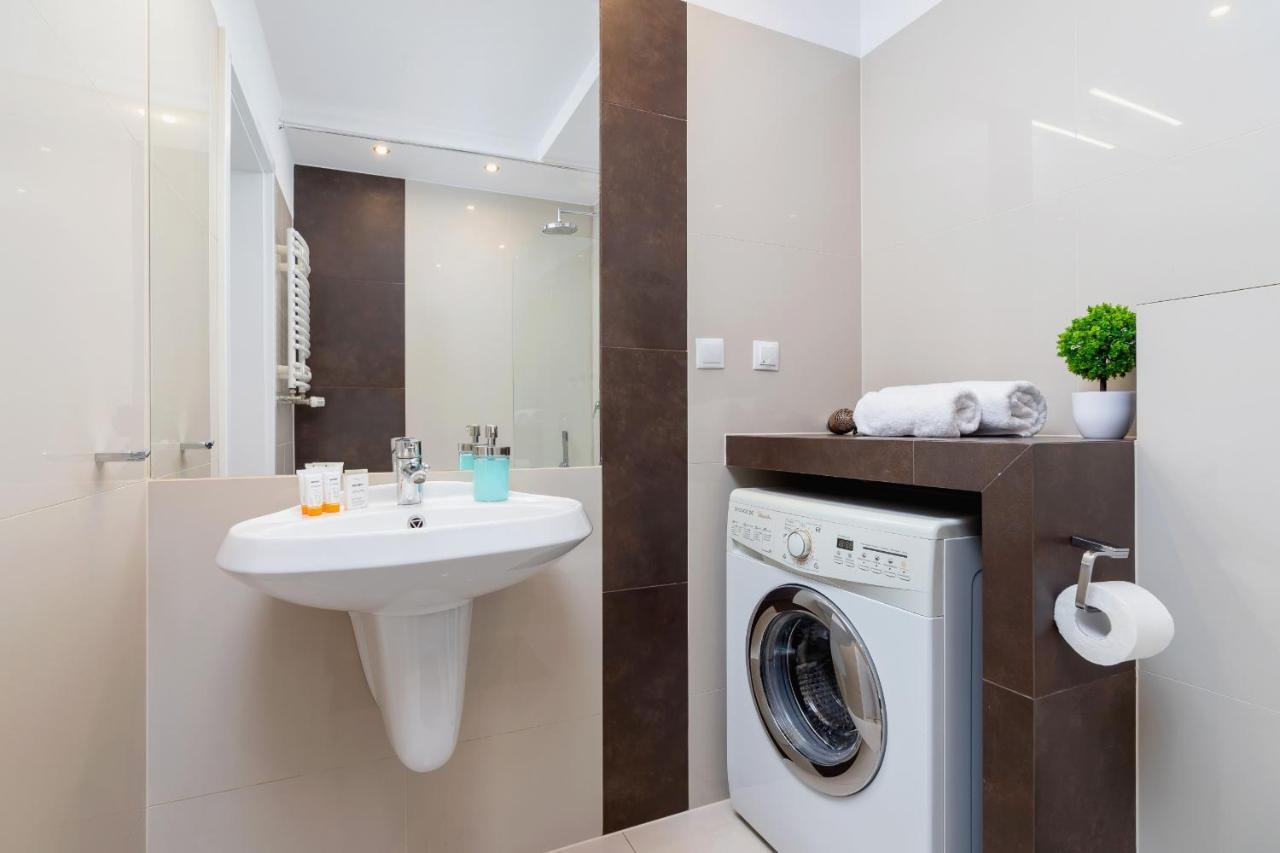 Apartment Lobzowska Cracow By Noclegi Renters Krasków Eksteriør bilde